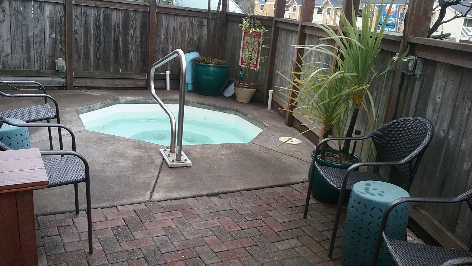 In-room jacuzzi at Shearwater Inn in Lincoln City