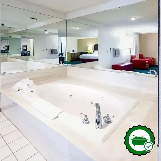 Hotels with jacuzzi in room in Alliance