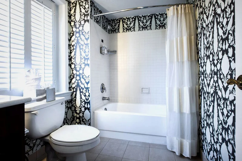 Hotels with jacuzzi in room in Annapolis