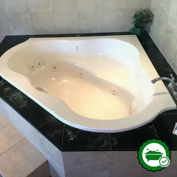 Hotels with jacuzzi in room in Brea