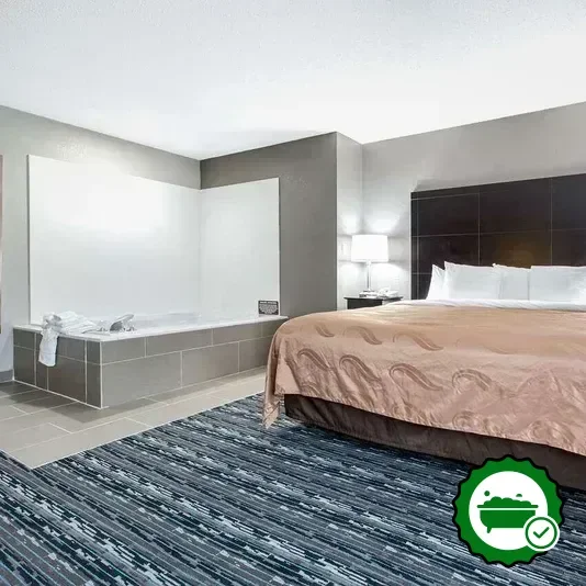 Hotels with jacuzzi in room in Brownsburg