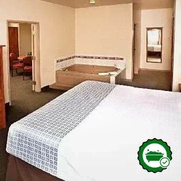 Hotels with jacuzzi in room in Carson City