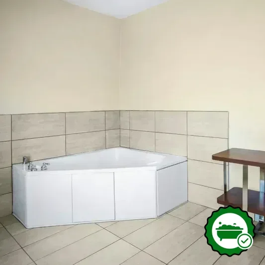 Hotels with jacuzzi in room in Cedar City
