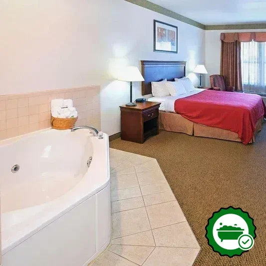 Hotels with jacuzzi in room in Chambersburg