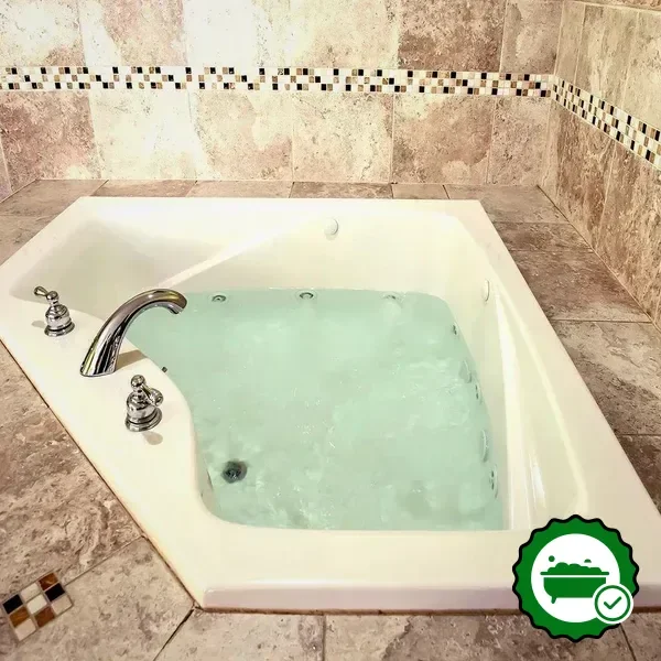 Hotels with jacuzzi in room in Clairton