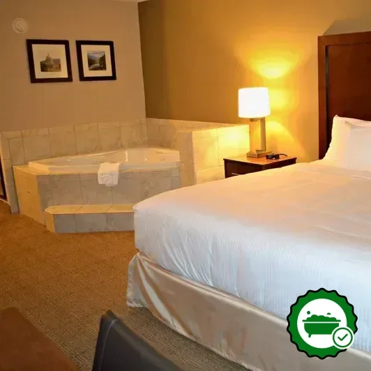 Hotels with jacuzzi in room in Cross Lanes