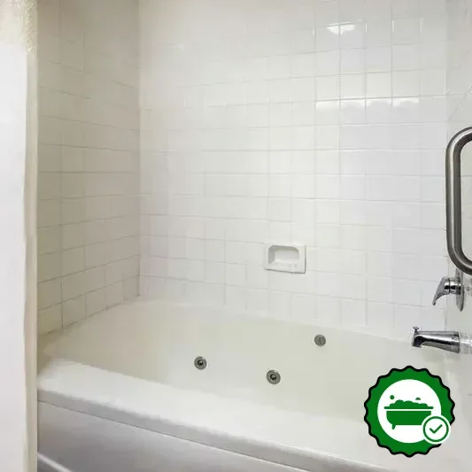 Hotels with jacuzzi in room in Donegal Township