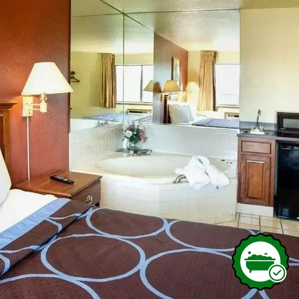 Hotels with jacuzzi in room in Florence