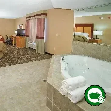 Hotels with jacuzzi in room in Flowood