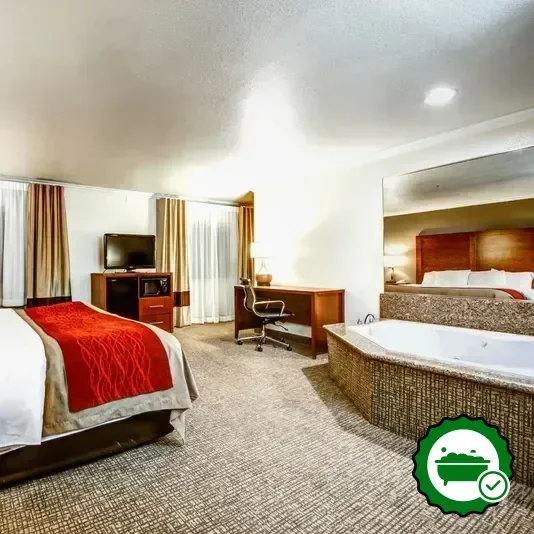 Hotels with jacuzzi in room in Fontana