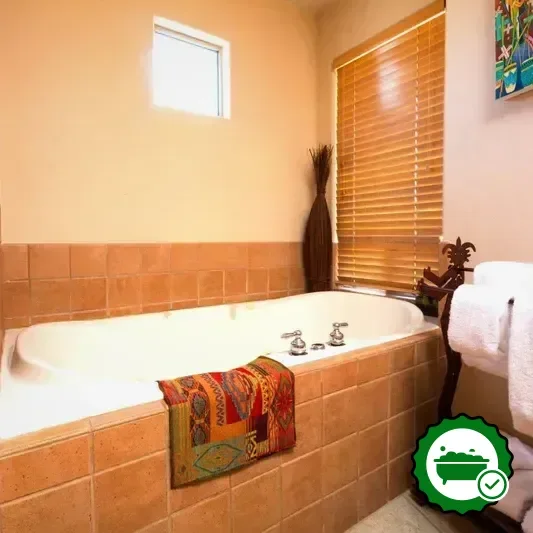 Hotels with jacuzzi in room in Fountain Hills