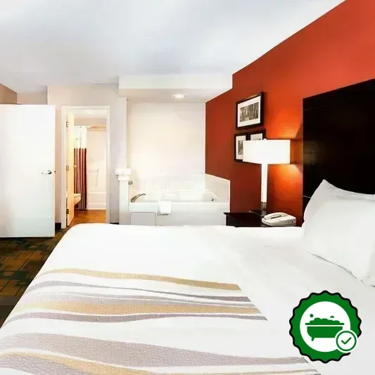 Hotels with jacuzzi in room in Glendale