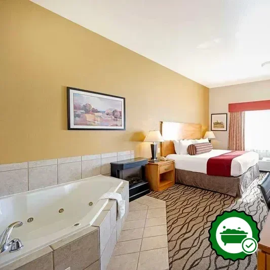Hotels with jacuzzi in room in Guymon