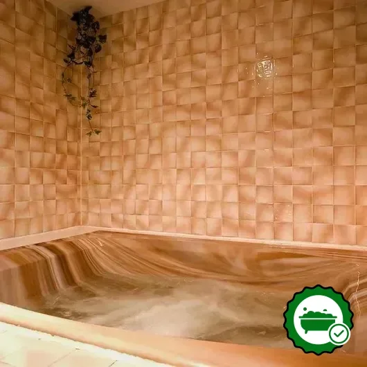 Hotels with jacuzzi in room in Hampton