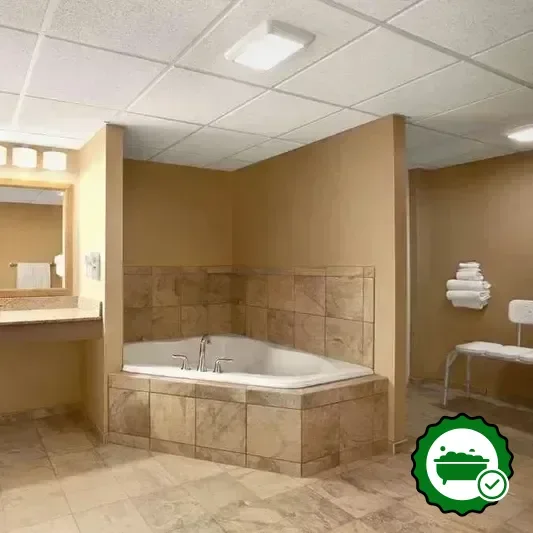 Hotels with jacuzzi in room in Helena