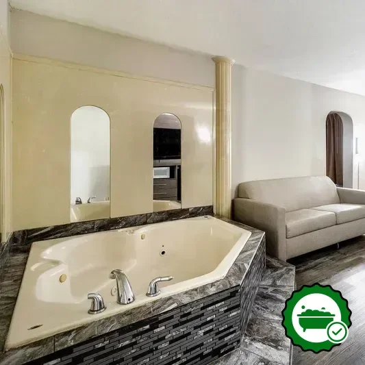 Hotels with jacuzzi in room in Jackson