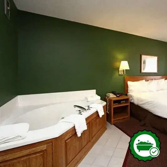 Hotels with jacuzzi in room in Kearney