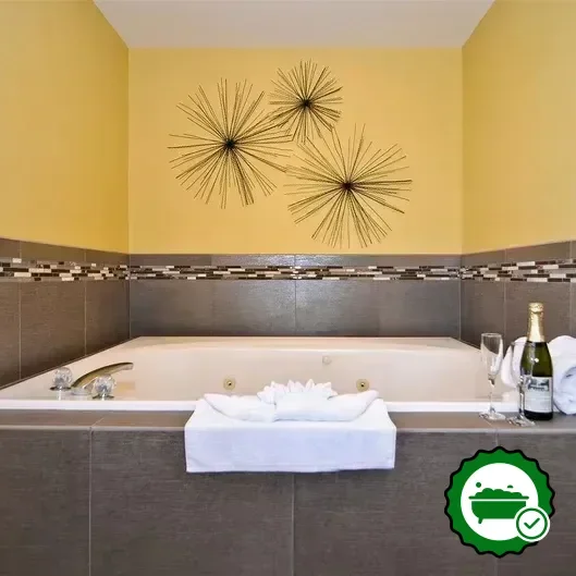 Hotels with jacuzzi in room in Kennewick