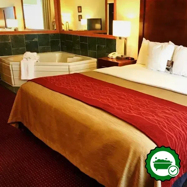 Hotels with jacuzzi in room in Klamath Falls