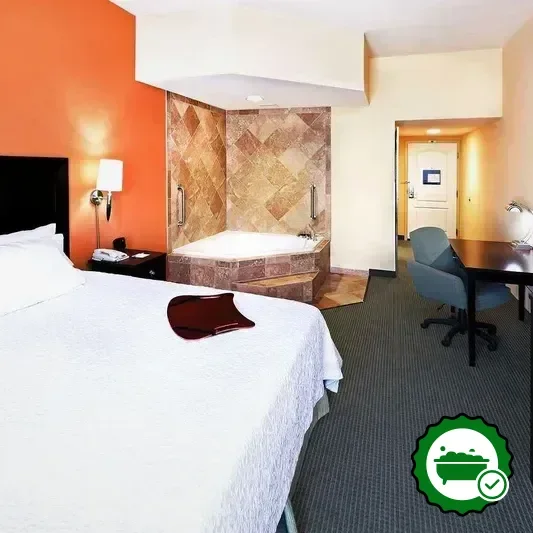 Hotels with jacuzzi in room in Lakeway