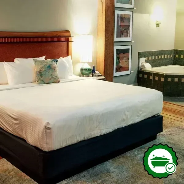 Hotels with jacuzzi in room in Lancaster
