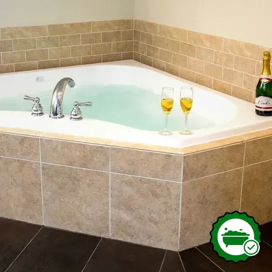 Hotels with jacuzzi in room in Lincoln City