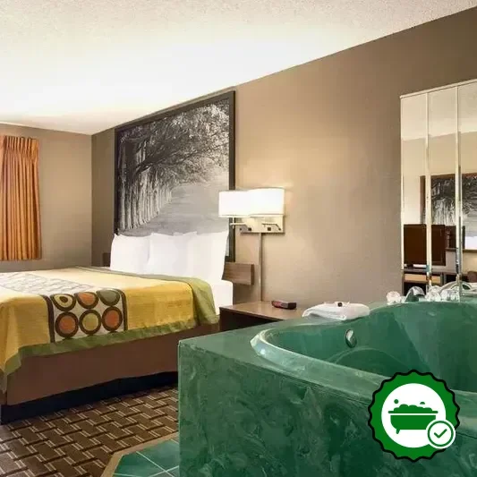 Hotels with jacuzzi in room in Mayfield
