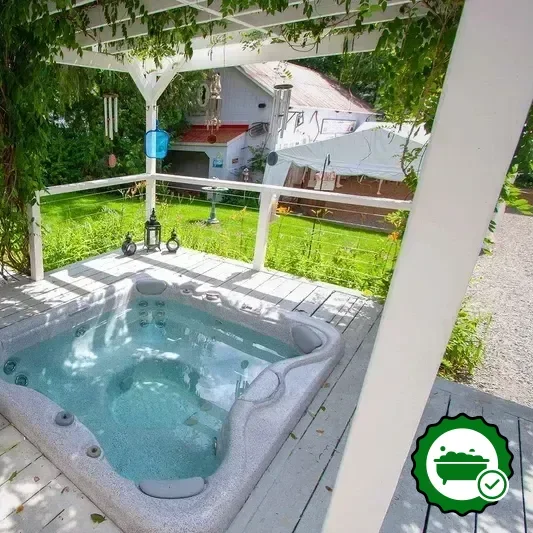 Hotels with jacuzzi in room in Montgomery Center