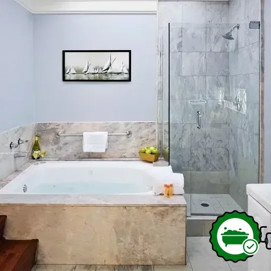 Hotels with jacuzzi in room in Newport Beach