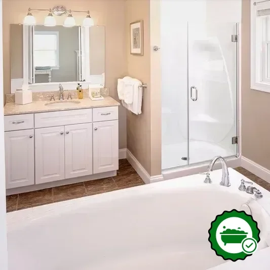 Hotels with jacuzzi in room in Niantic