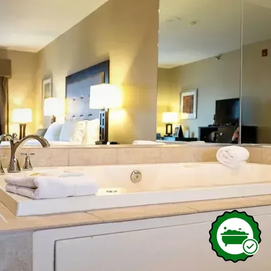 Hotels with jacuzzi in room in Olathe