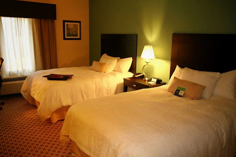 Hotels with jacuzzi in room in Orange
