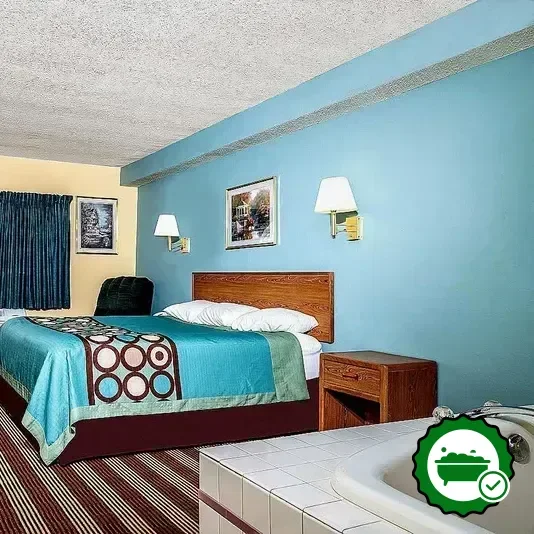 Hotels with jacuzzi in room in Osseo