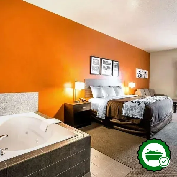 Hotels with jacuzzi in room in Page
