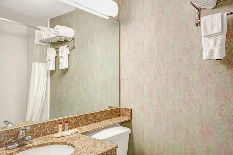 Hotels with jacuzzi in room in Parsippany