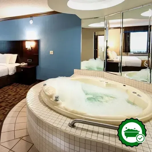 Hotels with jacuzzi in room in Quakertown