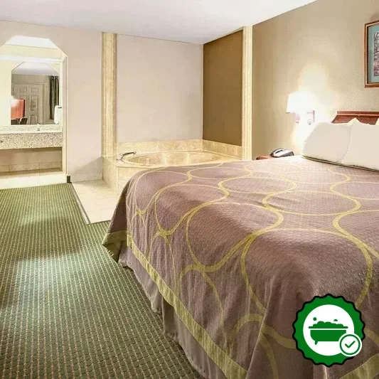 Hotels with jacuzzi in room in Richardson