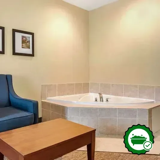 Hotels with jacuzzi in room in Riverside
