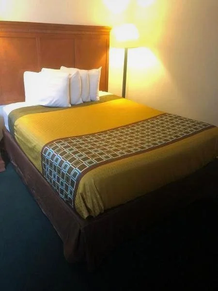 Hotels with jacuzzi in room in Seward