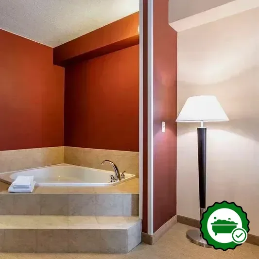 Hotels with jacuzzi in room in Shelby
