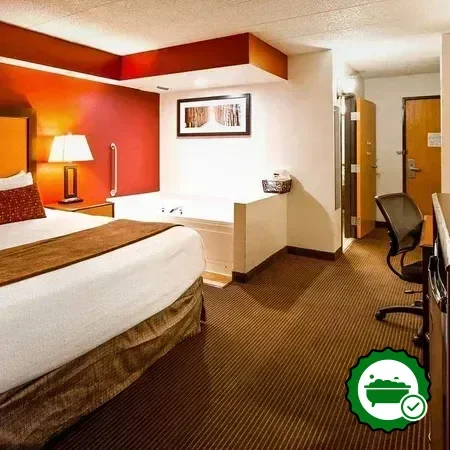 Hotels with jacuzzi in room in Sidney