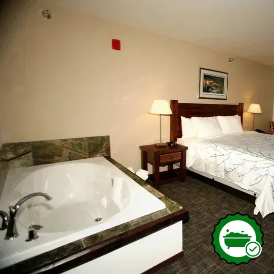 Hotels with jacuzzi in room in Sister Bay