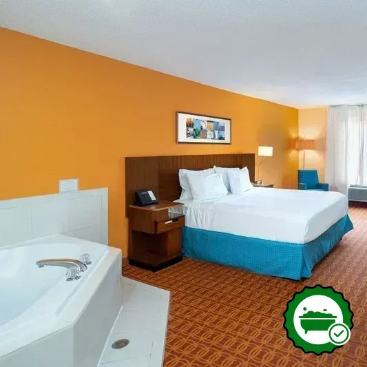 Hotels with jacuzzi in room in Smyrna
