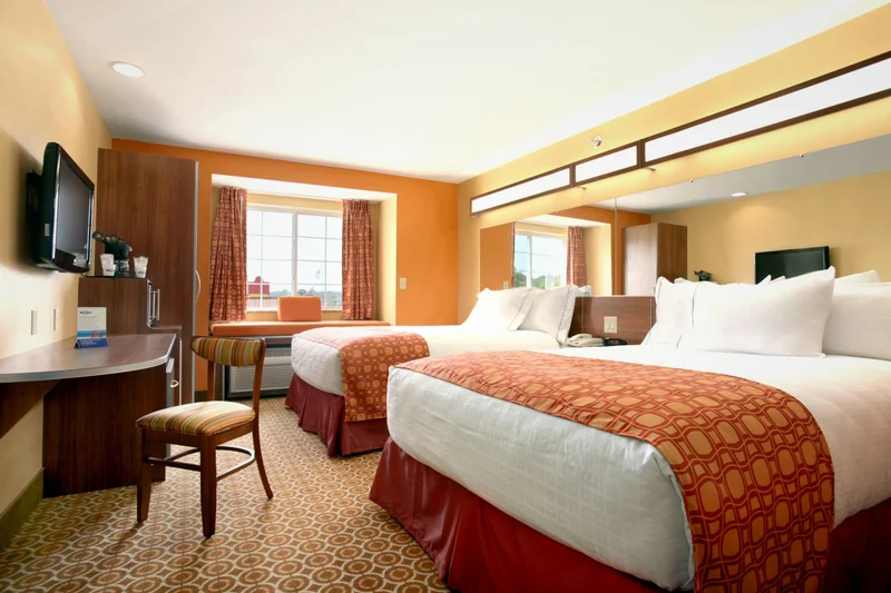 Hotels with jacuzzi in room in South Bend
