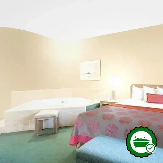 Hotels with jacuzzi in room in St George