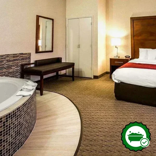 Hotels with jacuzzi in room in Stafford