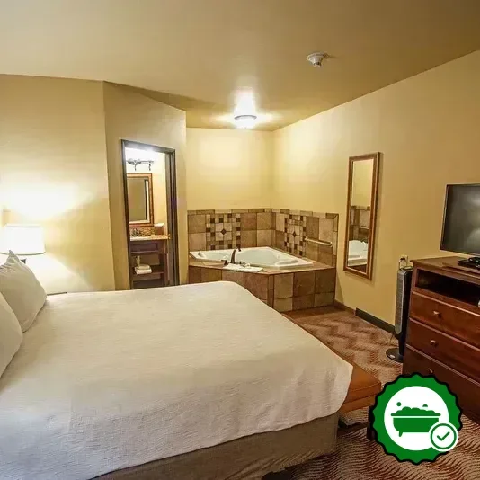 Hotels with jacuzzi in room in Stillwater