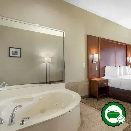 Hotels with jacuzzi in room in Texas City