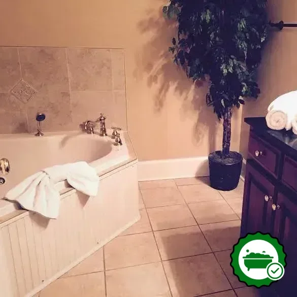 Hotels with jacuzzi in room in Versailles