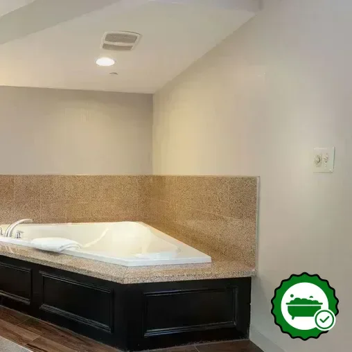 Hotels with jacuzzi in room in Warrington